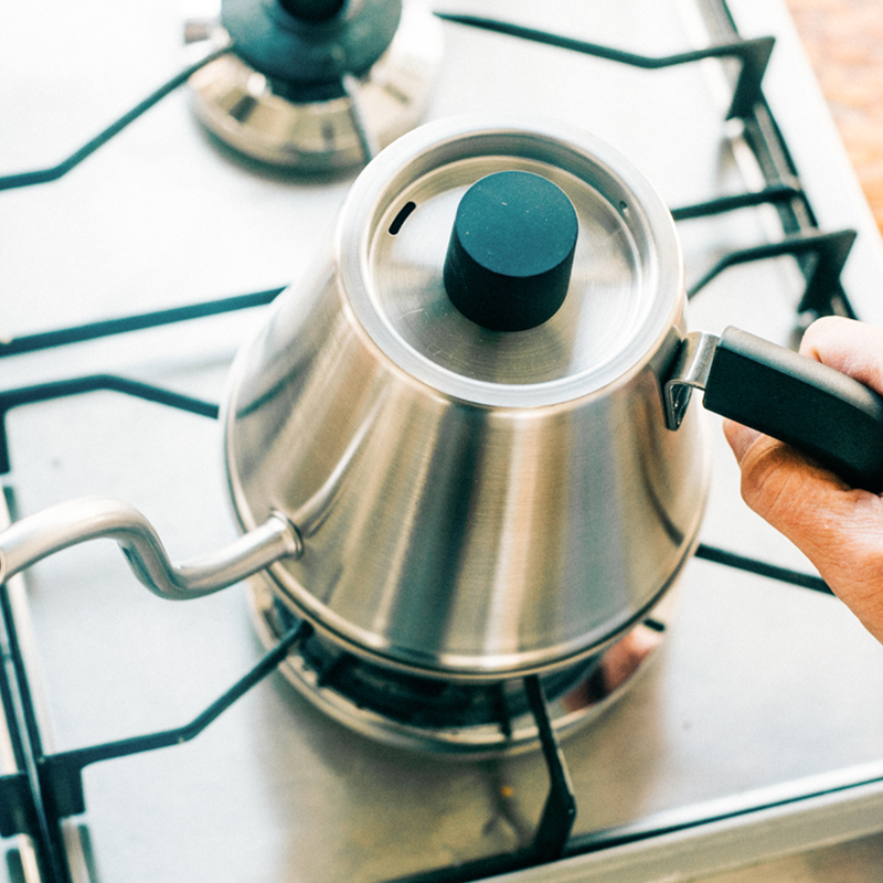 Pour-Control Kettle Kasuya Model